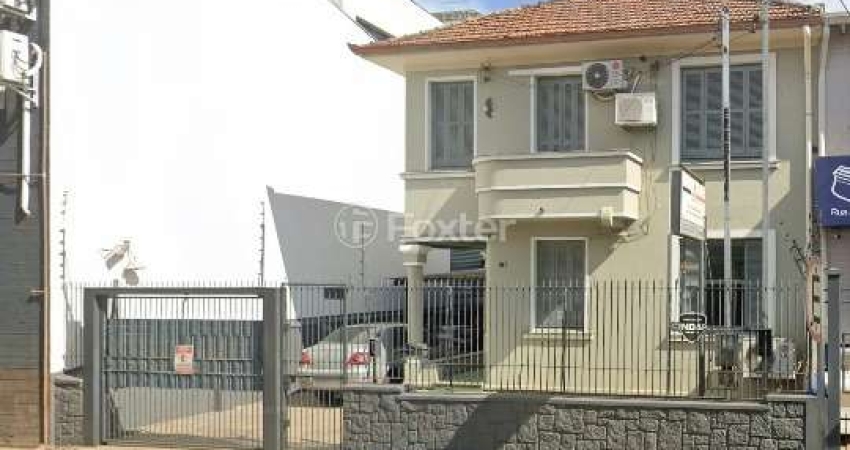 Casa comercial com 5 salas à venda na Rua Arabutan, 179, Navegantes, Porto Alegre