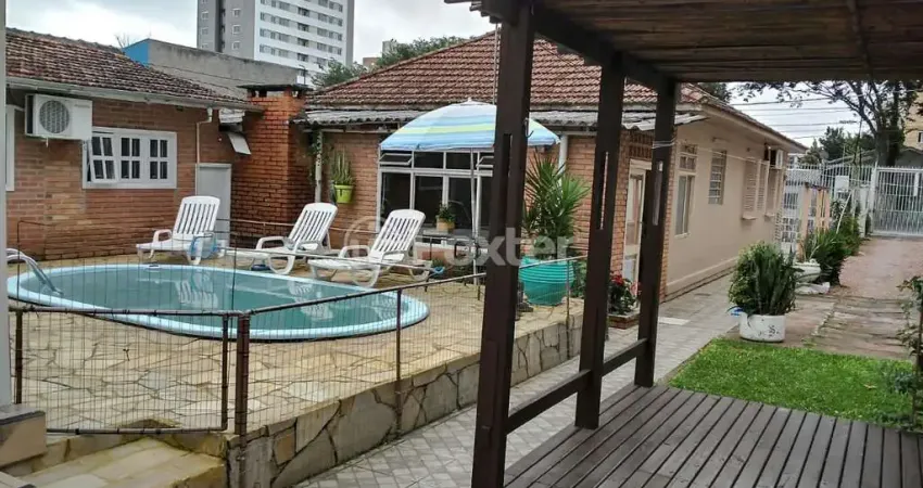 Casa comercial com 3 salas à venda na Rua dos Burgueses, 233, Partenon, Porto Alegre