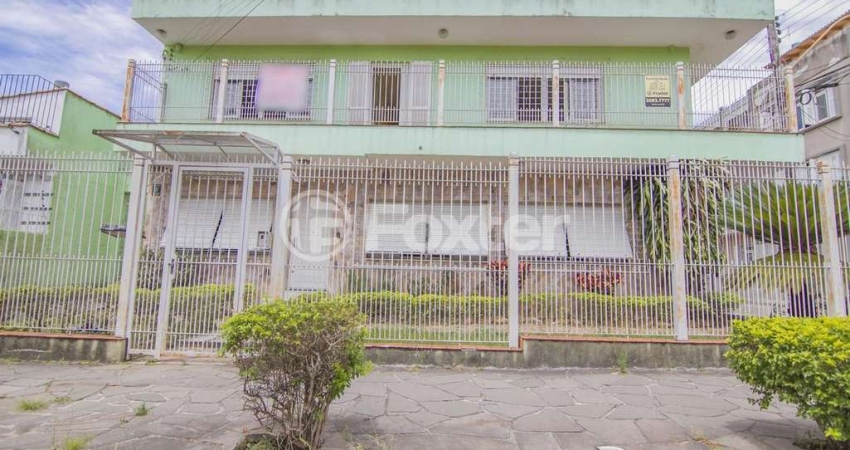 Casa comercial com 3 salas à venda na Rua Coronel Neves, 736, Medianeira, Porto Alegre