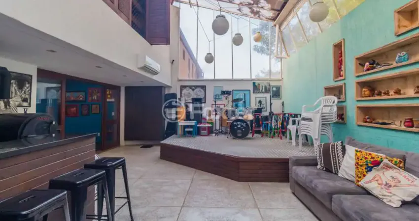 Casa em condomínio fechado com 3 quartos à venda na Rua Hipólito da Costa, 500, Santa Tereza, Porto Alegre