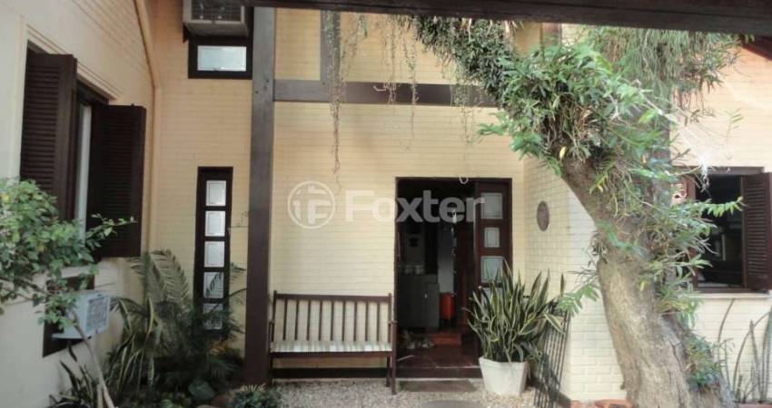 Casa comercial com 2 salas à venda na Rua Doutor Barcelos, 1157, Tristeza, Porto Alegre