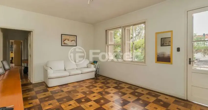 Apartamento com 3 quartos à venda na Rua Nunes, 596, Medianeira, Porto Alegre