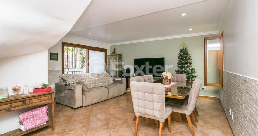 Casa comercial com 2 salas à venda na Rua Doutor Mário Totta, 2114, Tristeza, Porto Alegre