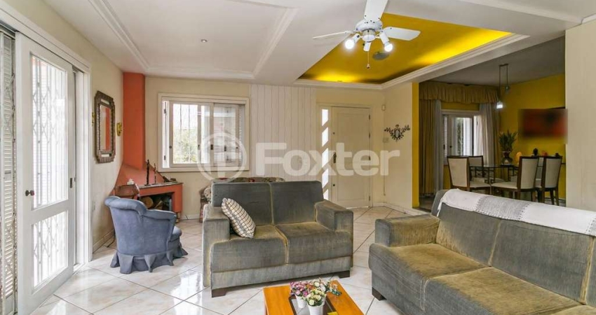 Casa com 5 quartos à venda na Rua Sol Nascente, 285, Lomba do Pinheiro, Porto Alegre