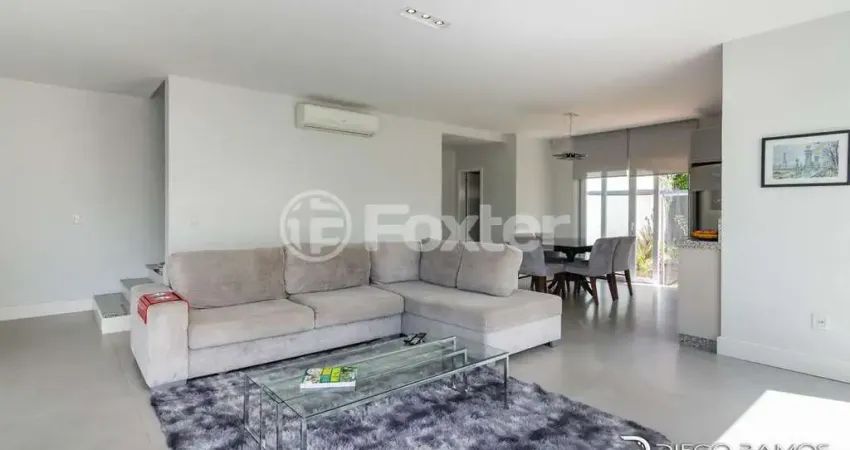 Casa com 3 quartos à venda na Travessa Luiz Tamanini, 150, Teresópolis, Porto Alegre