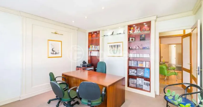 Sala comercial com 4 salas à venda na Rua Comendador Rheingantz, 50, Auxiliadora, Porto Alegre