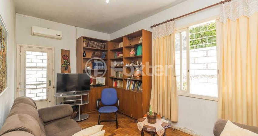 Casa com 4 quartos à venda na Avenida Guido Mondin, 757, São Geraldo, Porto Alegre