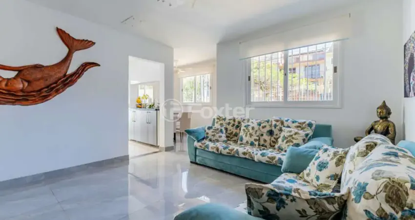 Casa com 3 quartos à venda na Rua Ângelo Crivellaro, 359, Jardim do Salso, Porto Alegre