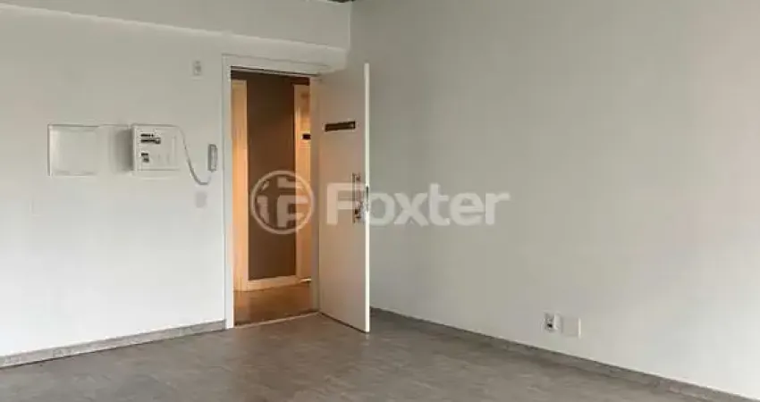 Sala comercial com 1 sala à venda na Avenida Wenceslau Escobar, 2714, Cristal, Porto Alegre