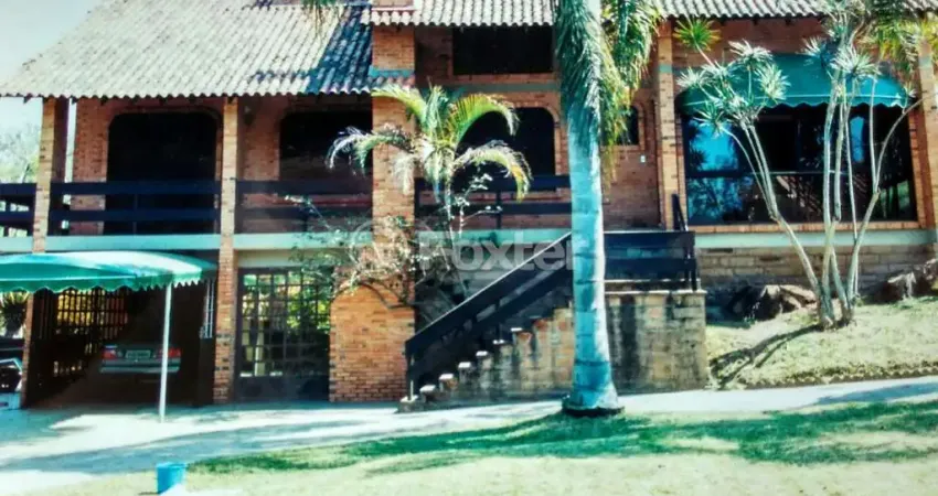 Casa com 5 quartos à venda na Rua Telmo Godoy Pinto, 510, Centro, Viamão