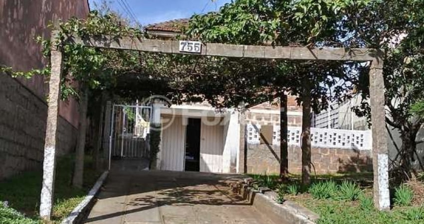 Casa com 4 quartos à venda na Rua Intendente Alfredo Azevedo, 755, Glória, Porto Alegre