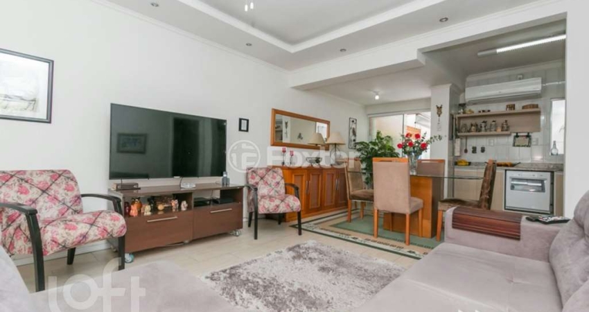 Apartamento com 3 quartos à venda na Rua João Bastian, 35, Três Figueiras, Porto Alegre