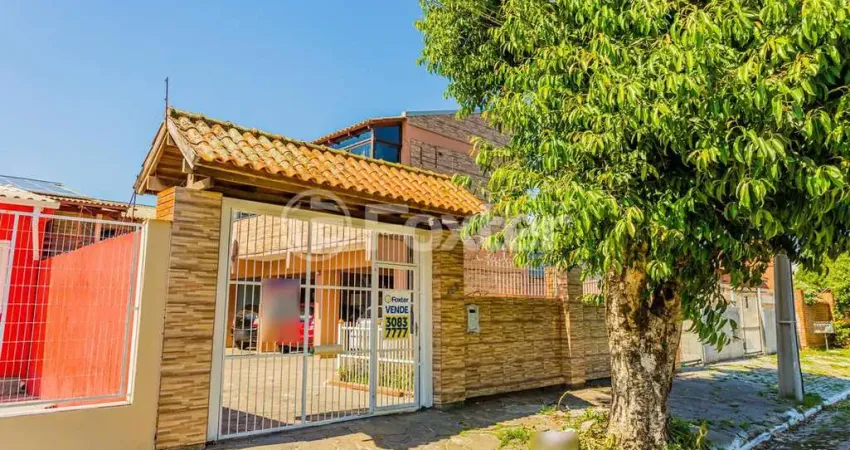 Casa com 4 quartos à venda na Rua Vereador Alcides Nascimento, 462, Rio Branco, Canoas