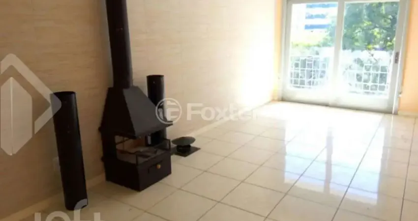 Apartamento com 3 quartos à venda na Rua Santa Terezinha, 688, Farroupilha, Porto Alegre