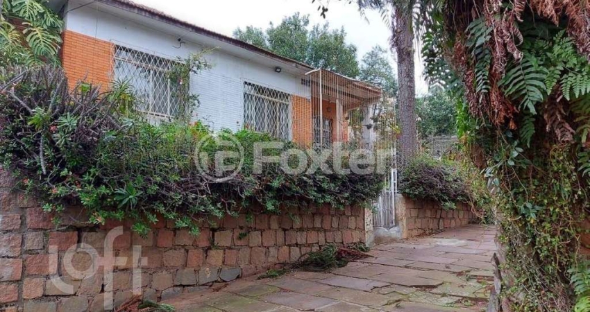 Casa com 3 quartos à venda na Rua Batista Xavier, 116, Partenon, Porto Alegre