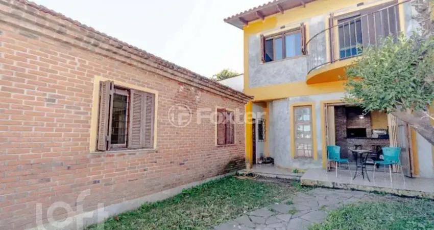 Casa com 3 quartos à venda na Rua Artur Azevedo, 54, Partenon, Porto Alegre