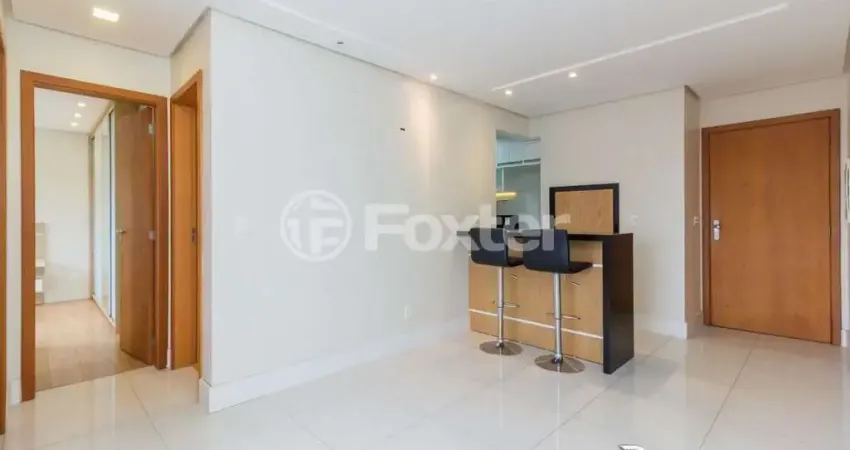 Apartamento com 2 quartos à venda na Rua Roque Calage, 758, Passo da Areia, Porto Alegre