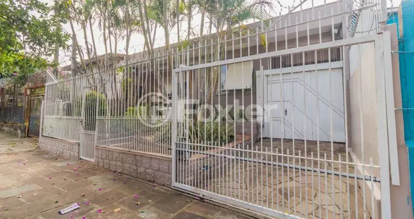 Casa com 3 quartos à venda na Rua Carlos Belinzoni, 164, Morro Santana, Porto Alegre
