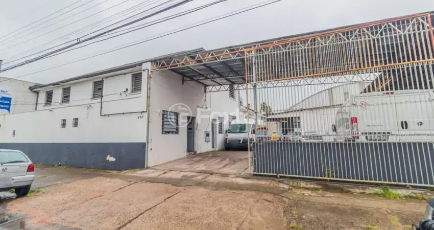 Barracão / Galpão / Depósito à venda na Avenida General Emílio Lúcio Esteves, 547, Santa Maria Goretti, Porto Alegre