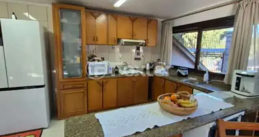 Casa com 3 quartos à venda na Rua das Araucárias, 520, São Virgílio, Caxias do Sul