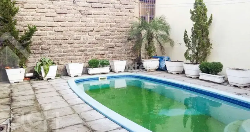 Casa com 3 quartos à venda na Rua Sandra Hack, 343, Vila Nova, Novo Hamburgo