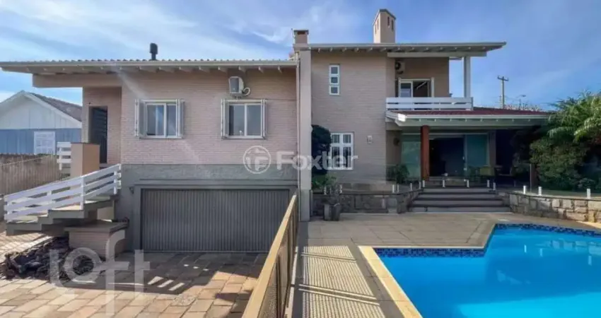 Casa com 3 quartos à venda na Rua Brusque, 18, Ouro Branco, Novo Hamburgo