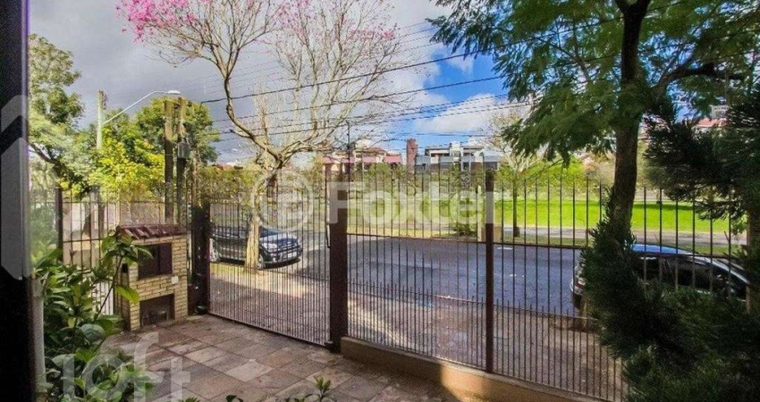 Casa com 3 quartos à venda na Avenida Karl Iwers, 624, Jardim Itu Sabará, Porto Alegre
