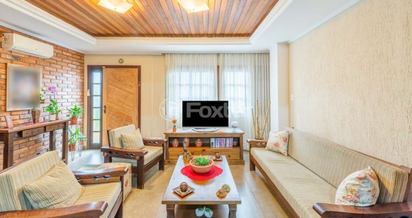 Casa com 3 quartos à venda na Avenida Antônio Giudice, 150, Morro Santana, Porto Alegre