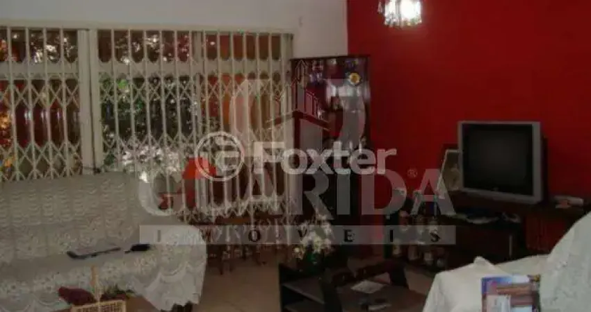 Casa com 2 quartos à venda na Rua Teixeira de Carvalho, 279, Medianeira, Porto Alegre