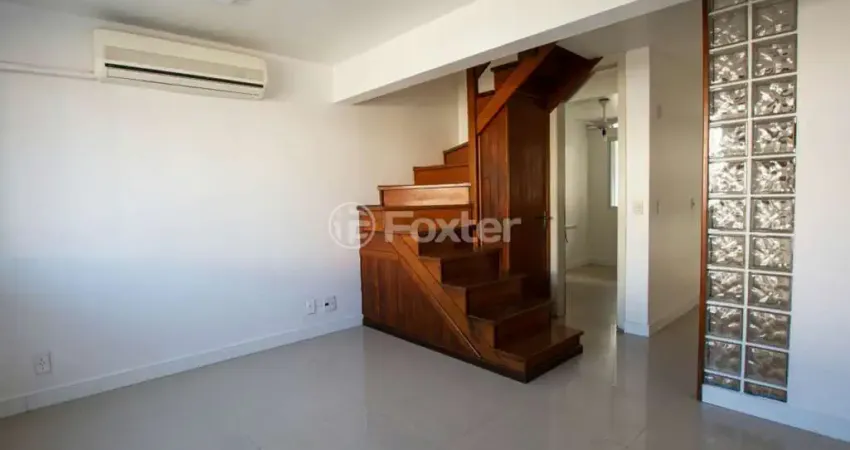 Casa em condomínio fechado com 3 quartos à venda na Avenida Faria Lobato, 1120, Sarandi, Porto Alegre