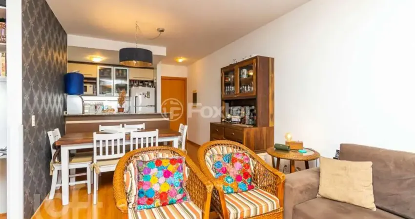 Apartamento com 2 quartos à venda na Avenida Grécia, 1050, Passo da Areia, Porto Alegre