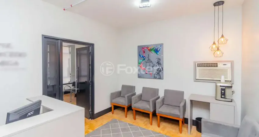 Sala comercial com 1 sala à venda na Rua Vigário José Inácio, 399, Centro Histórico, Porto Alegre