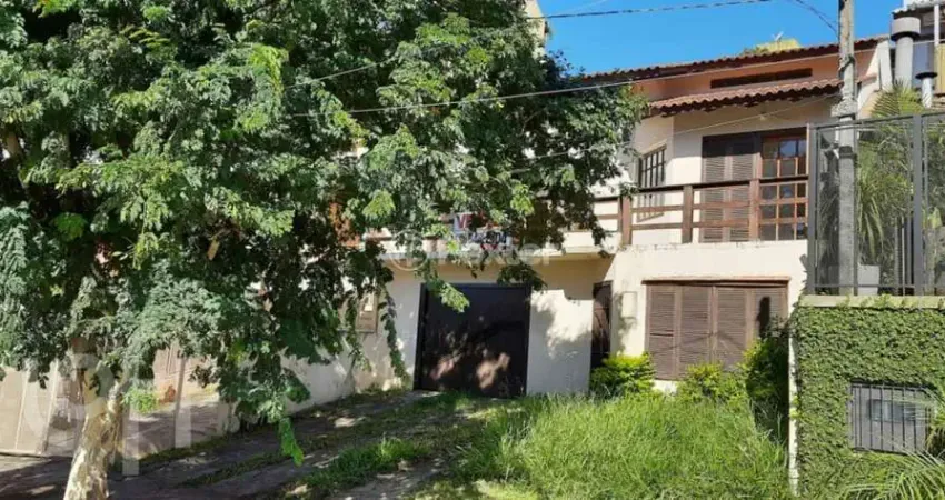 Casa com 3 quartos à venda na Avenida Doutor Francisco Roberto Dall'Igna, 320, Espírito Santo, Porto Alegre