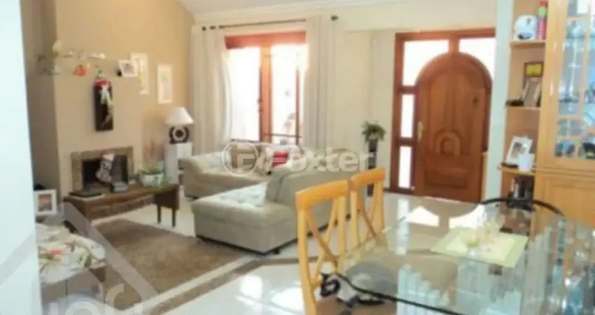 Casa com 3 quartos à venda na Avenida Guaíba, 13914, Serraria, Porto Alegre