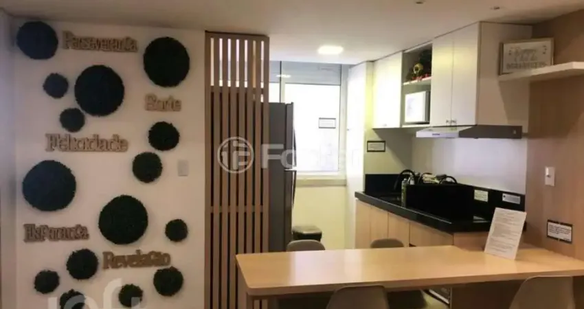 Apartamento com 3 quartos à venda na Rua General Câmara, 395, Centro Histórico, Porto Alegre