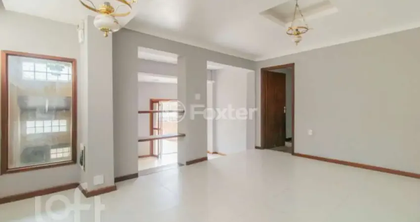 Casa com 4 quartos à venda na Rua Lindolfo Color, 133, Medianeira, Porto Alegre