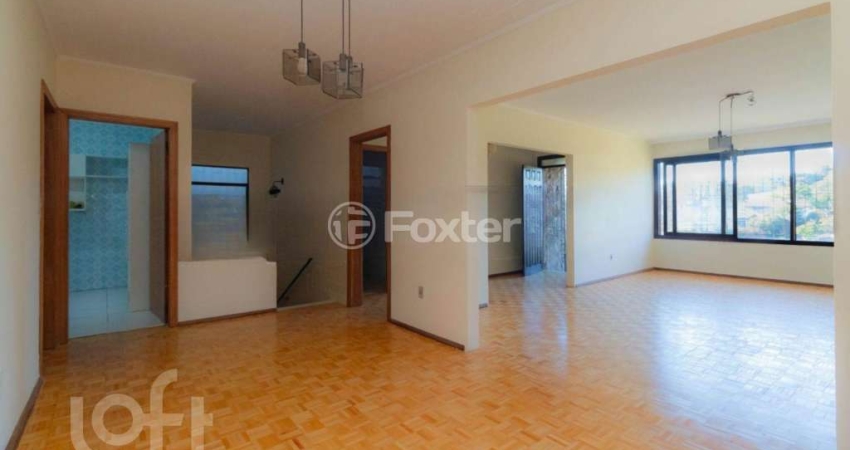 Casa com 3 quartos à venda na Rua Felipe Becker, 419, Três Figueiras, Porto Alegre