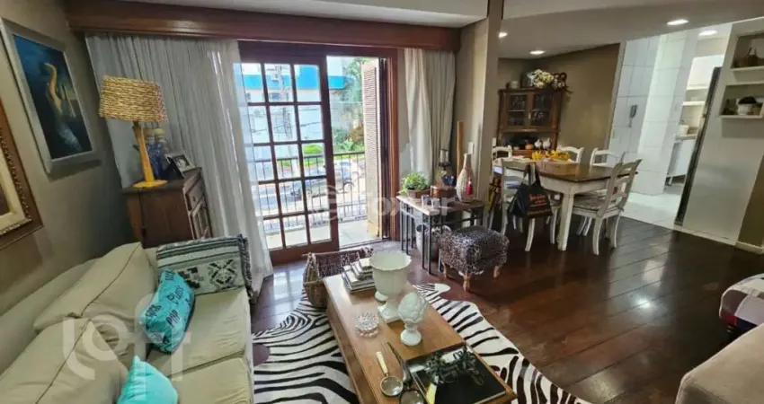 Casa com 3 quartos à venda na Rua João Abbott, 42, Petrópolis, Porto Alegre