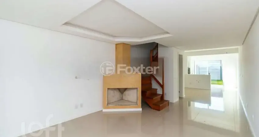 Casa com 2 quartos à venda na Rua Cônego Aleixo, 61, Guarujá, Porto Alegre