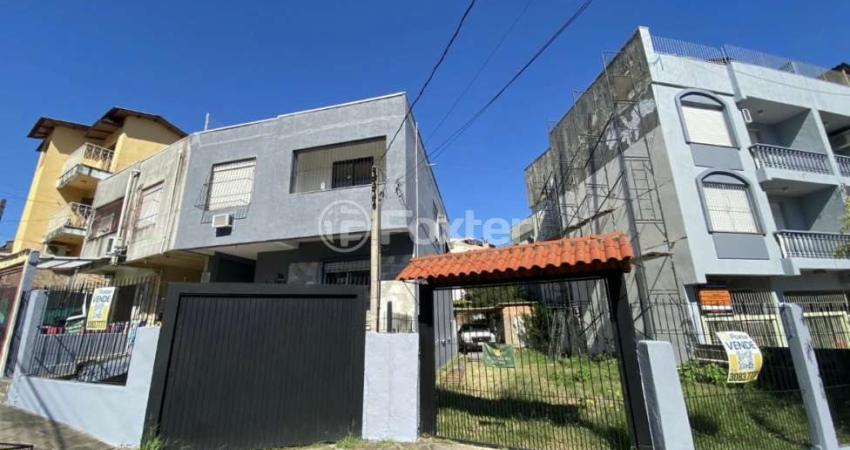 Casa com 4 quartos à venda na Rua Doutor Ney Cabral, 145, Nonoai, Porto Alegre