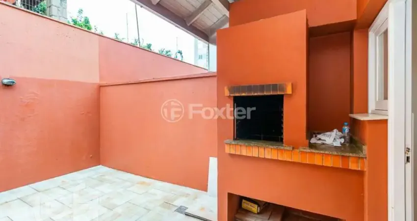 Casa em condomínio fechado com 3 quartos à venda na Avenida Arnaldo Bohrer, 184, Teresópolis, Porto Alegre
