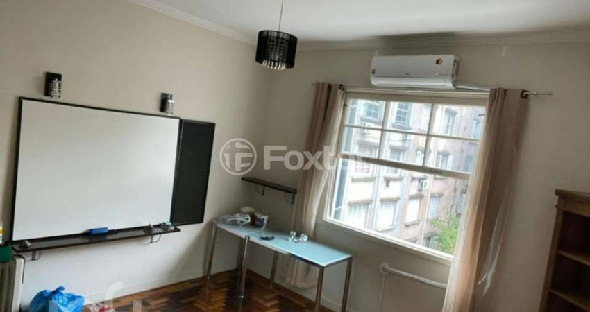 Apartamento com 2 quartos à venda na Rua Leão XIII, 97, Cidade Baixa, Porto Alegre