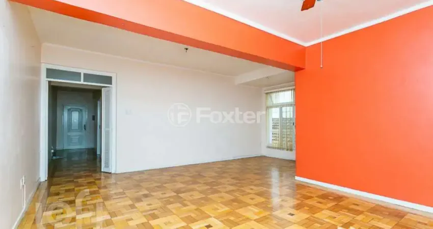 Apartamento com 4 quartos à venda na Rua Coronel Fernando Machado, 839, Centro Histórico, Porto Alegre