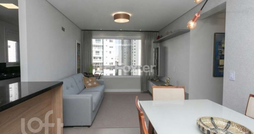 Apartamento com 3 quartos à venda na Rua Padre Alois Kades S J, 500, Vila Ipiranga, Porto Alegre