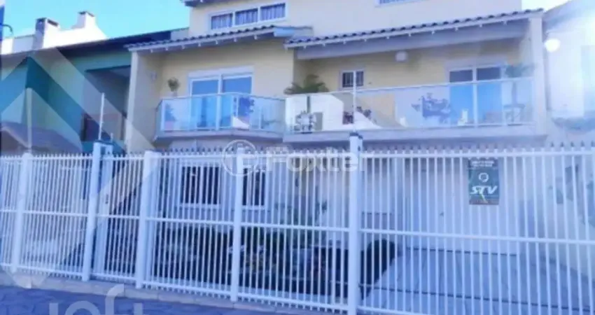 Casa em condomínio fechado com 3 quartos à venda na Rua Ancara, 381, Espírito Santo, Porto Alegre