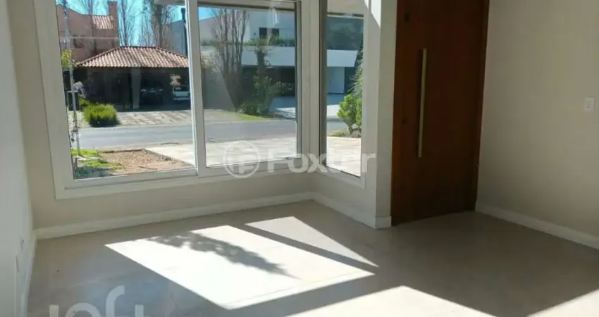 Casa em condomínio fechado com 1 quarto à venda na Avenida Juca Batista, 8000, Belém Novo, Porto Alegre