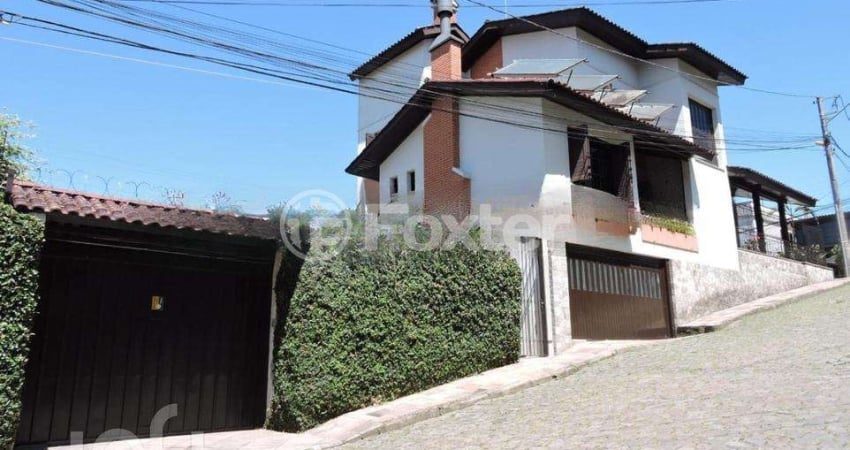 Casa com 3 quartos à venda na Rua Sarmento Leite, 2701, Exposição, Caxias do Sul