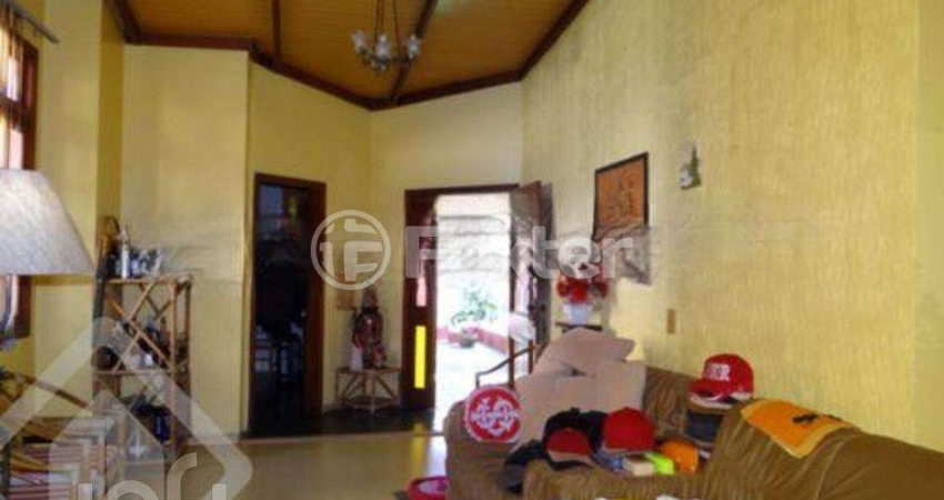 Casa com 3 quartos à venda na Rua Tobias Barreto, 480, Partenon, Porto Alegre