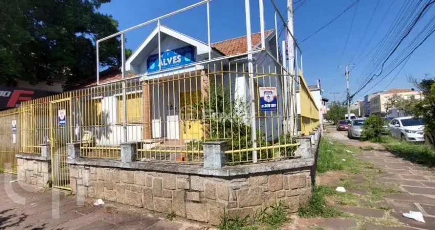 Casa com 3 quartos à venda na Avenida Pátria, 457, São Geraldo, Porto Alegre