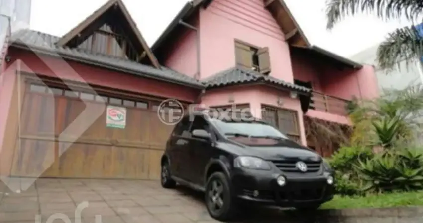 Casa com 3 quartos à venda na Rua Bento Gonçalves, 8092, Nossa Senhora de Lourdes, Caxias do Sul
